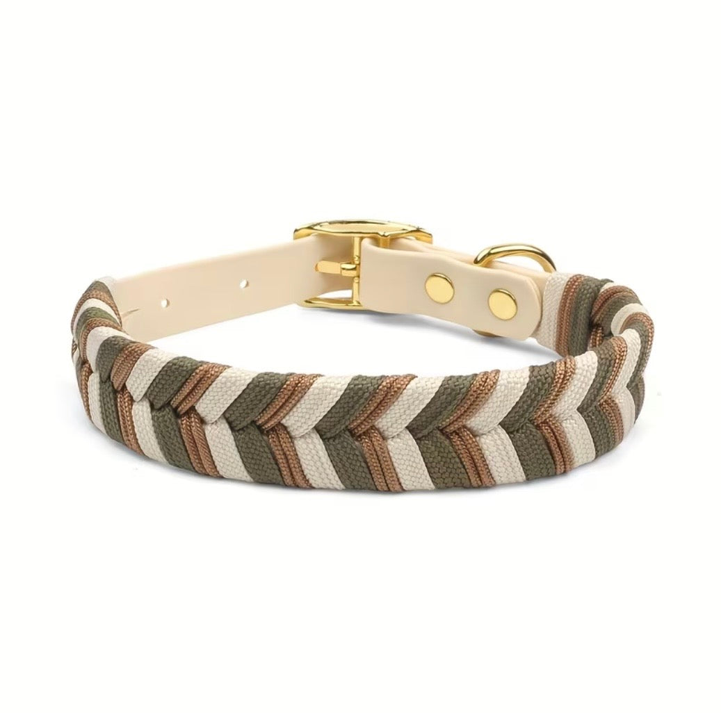 Handgefertigtes PVC Hundehalsband